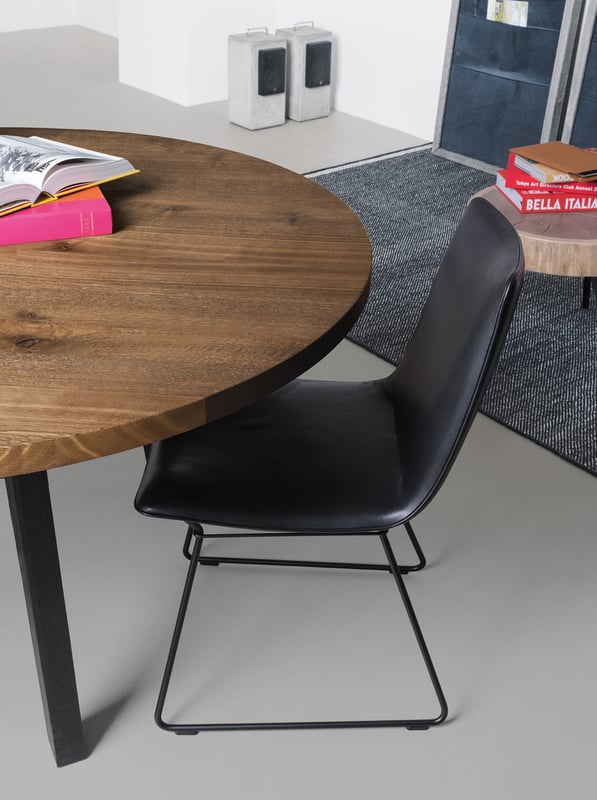 janua_bb31_connect_tisch_indoor_geraeuchert_holz_eiche_stahl_tiefschwarz_e_05