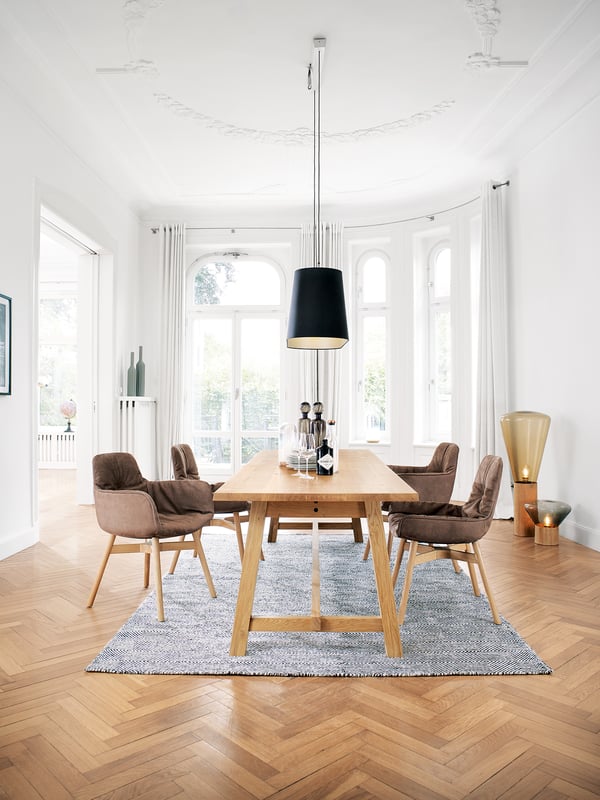 janua_bc02_cantina_tisch_indoor_basic_holz_eiche_natur_e_02