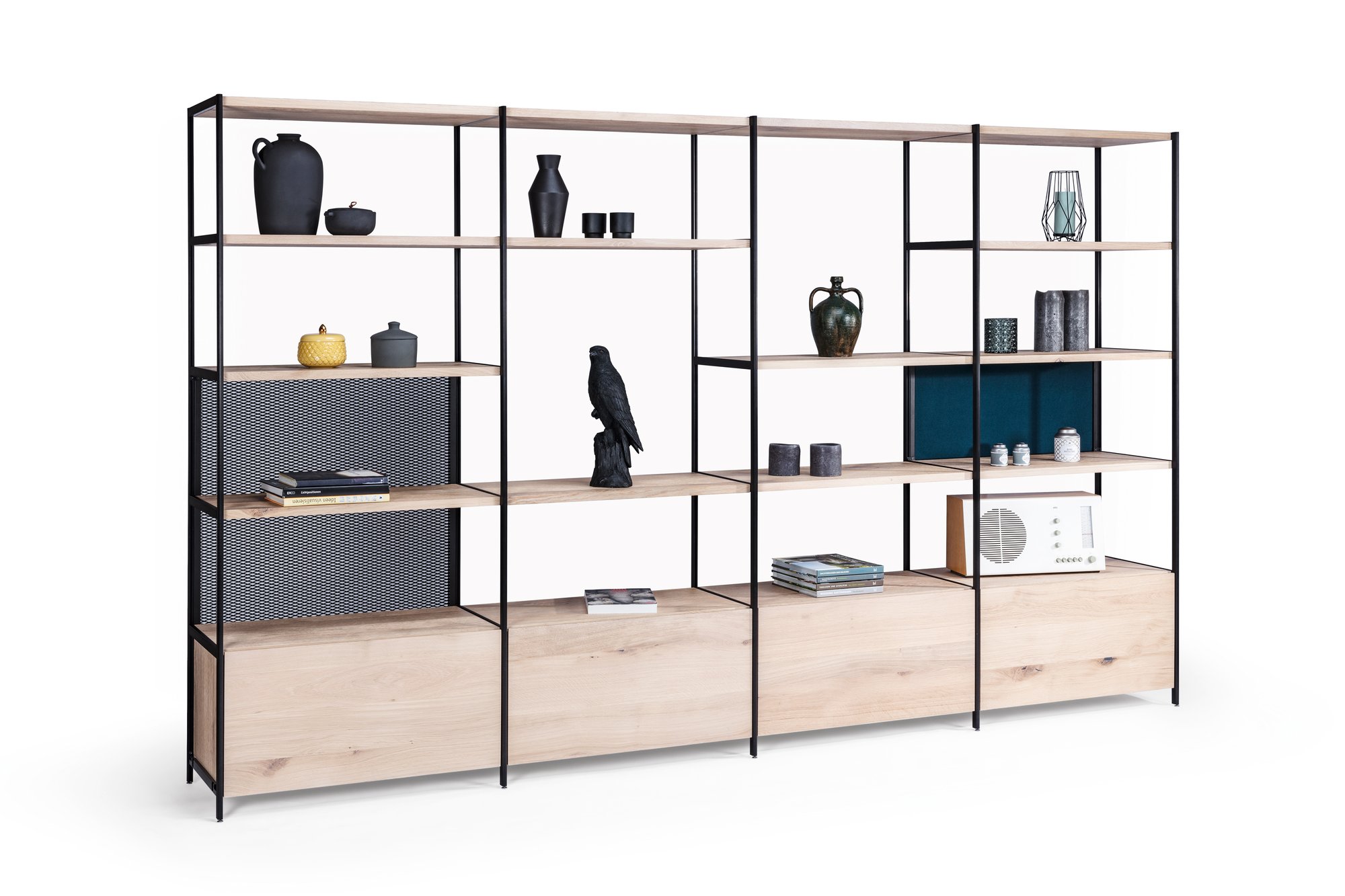 janua_bc06_room68_regalsystem_regal_holz_basic_eiche_weiss_alu_eloxiert_schwarz_f_02