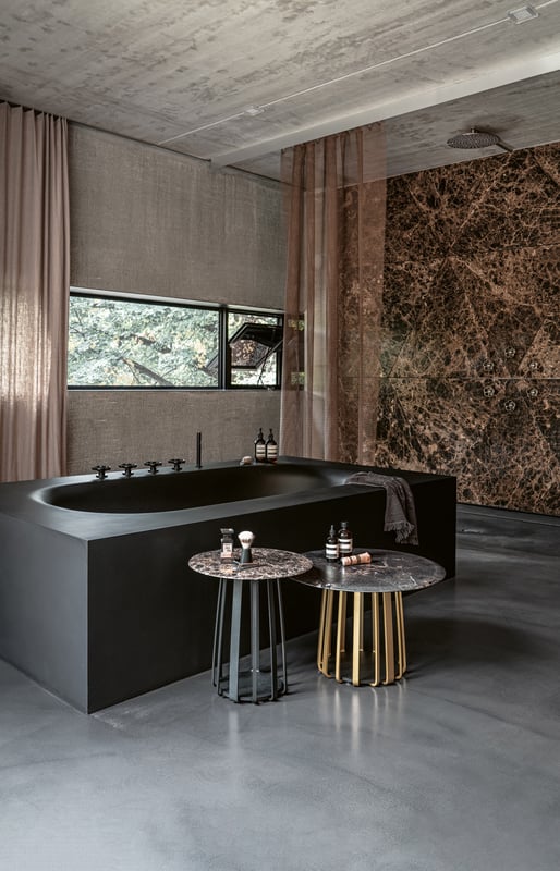 janua_bc07_basket_couchtisch_rund_indoor_emperador_infinity_stahl_rohstahl_messing_lasur_e_01