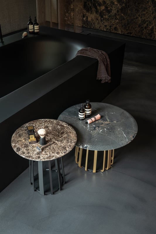 janua_bc07_basket_couchtisch_rund_indoor_emperador_infinity_stahl_rohstahl_messing_lasur_e_02