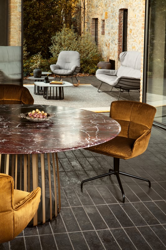 janua_bc07_basket_tisch_rund_indoor_stein_rosso_lepanto_stahl_messing_lasur_e_05