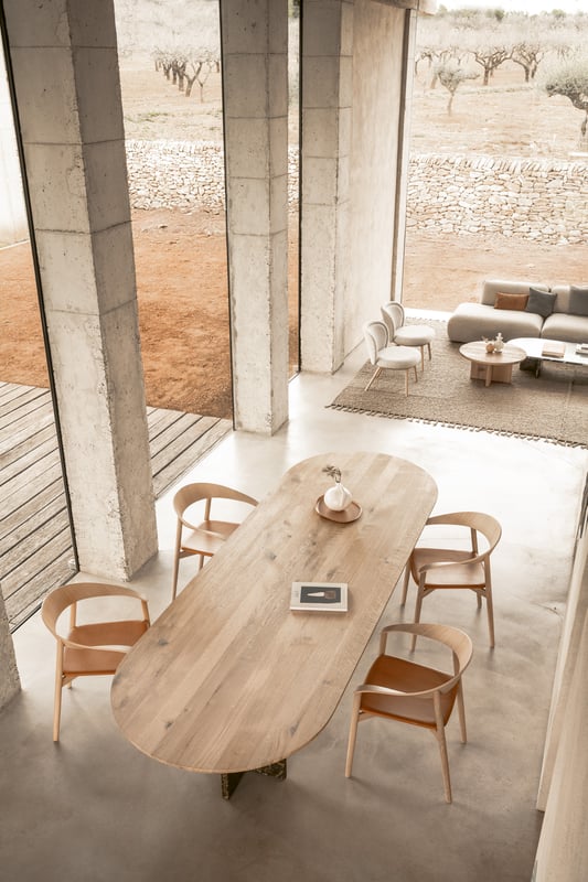 janua_bc17_t-rox_tisch_oval_indoor_basic_holz_eiche_weiß_stein_rainforest_green_e_03