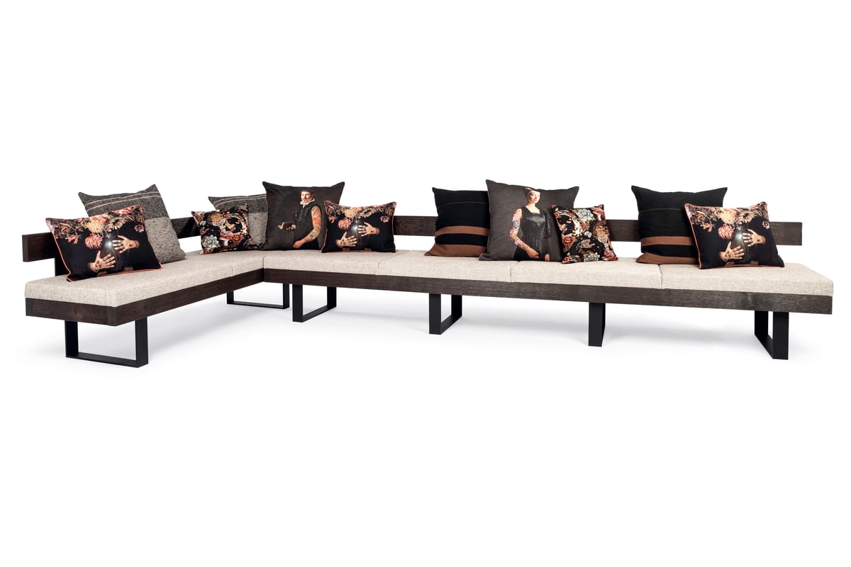 janua_bn01_biron_eckbank_indoor_geraeuchert_holz_eiche_anthrazit_stahl_tiefschwarz_stoff_f_04