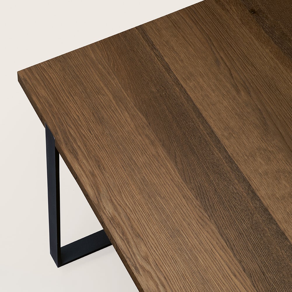 janua_charaktereigenschaften-edition-raucheiche-3