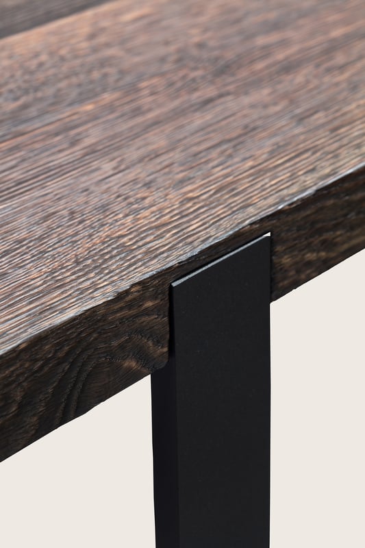 janua_s700_cpsdesign_tisch_indoor_gekoehlt_holz_eiche_ton_braun_stahl_tiefschwarz_e_02