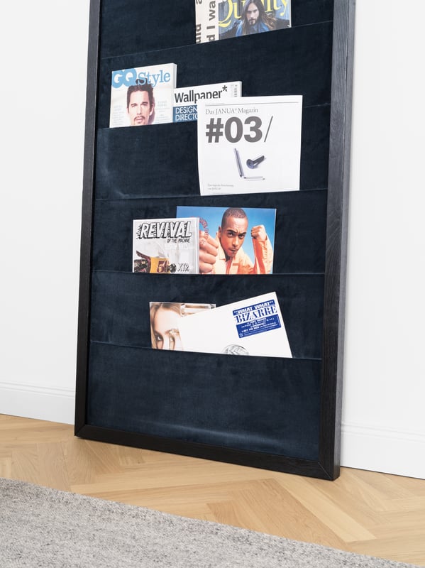 janua_sc57_regalsystem_medienboard_indoor_holz_gekoehlt_eiche_ton_schwarz_stoff_e_07