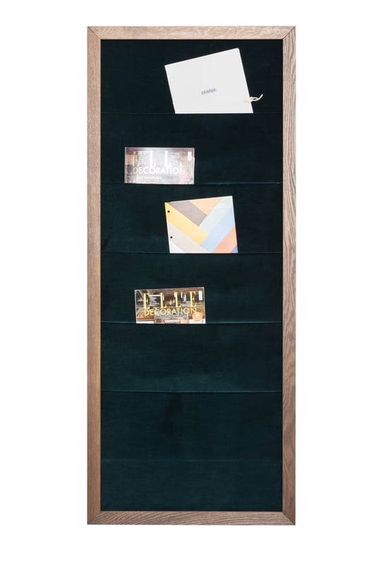 janua_sc57_regalsystem_medienboard_indoor_holz_geraeuchert_eiche_natur_stoff_f_01