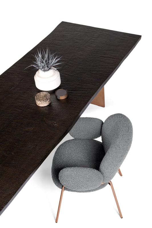 janua_sk04_komposit_tisch_indoor_geraeuchert_holz_anthrazit_stahl_kupfer_lasur_e_01
