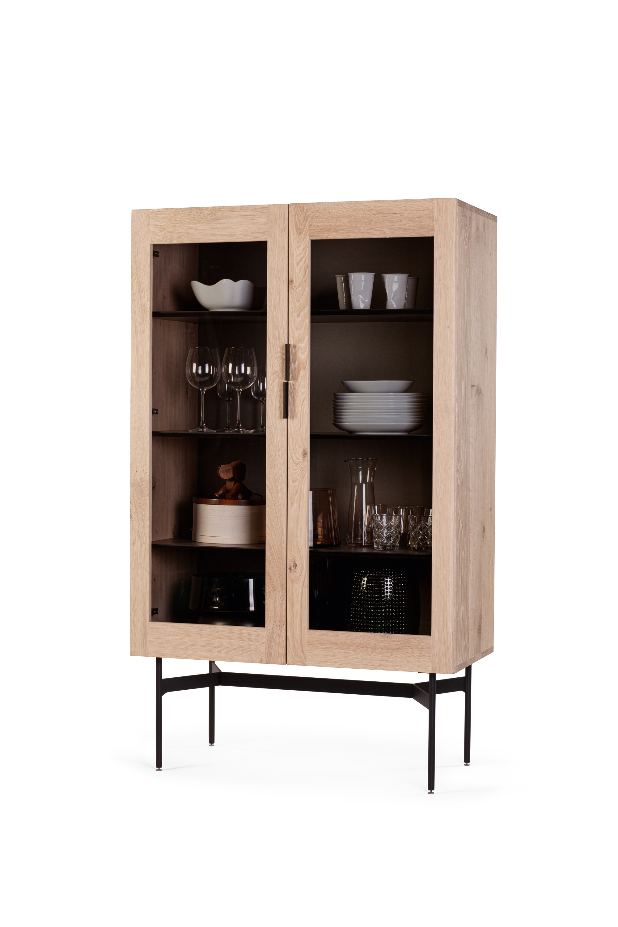 janua_bc04_vitrine_korpusmoebel_indoor_basic_holz_eiche_weiss_stahl_tiefschwarz_f_03